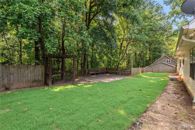 6219 37th Court NE, Tuscaloosa, AL 35406
