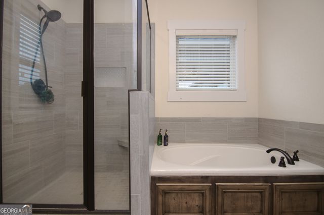 101 Lighterknot Trail, Perry, GA 31069