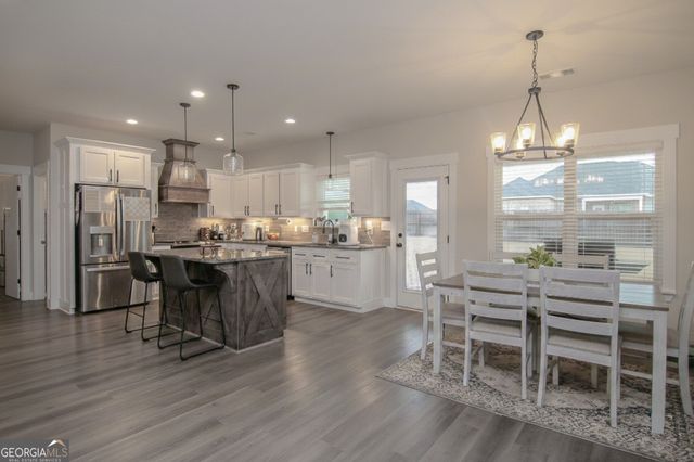 101 Lighterknot Trail, Perry, GA 31069