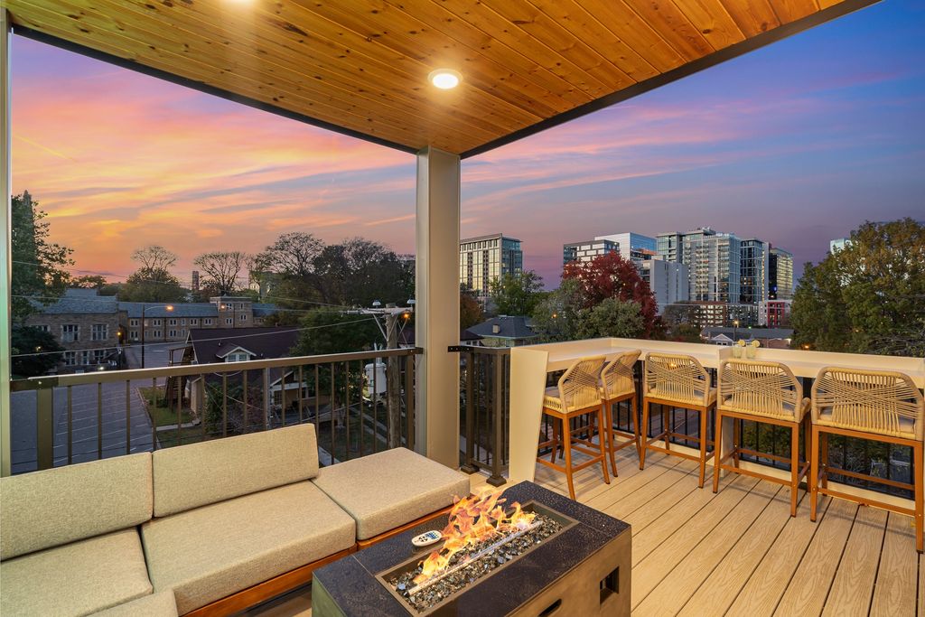 1010 18th Ave S Apt 13, Nashville, TN 37212