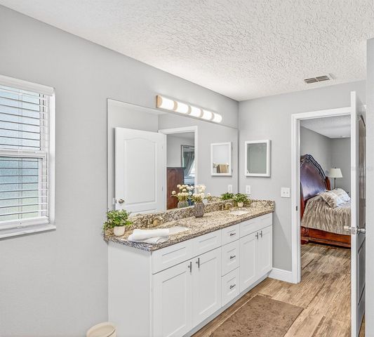 36700 OCONEE AVENUE, Eustis, FL 32736