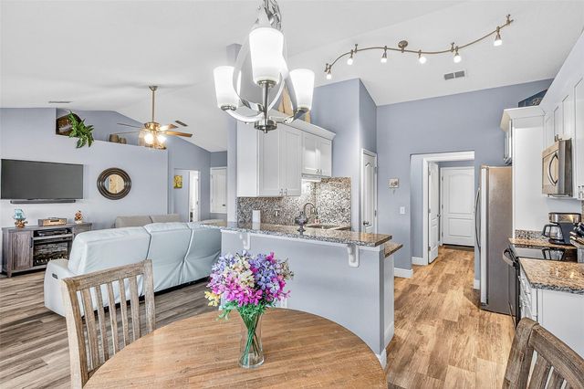 36700 OCONEE AVENUE, Eustis, FL 32736