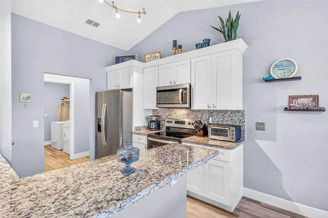 36700 OCONEE AVENUE, Eustis, FL 32736