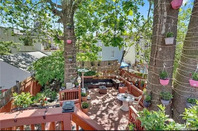324 UNDERHILL AVE, Bronx, NY 10473