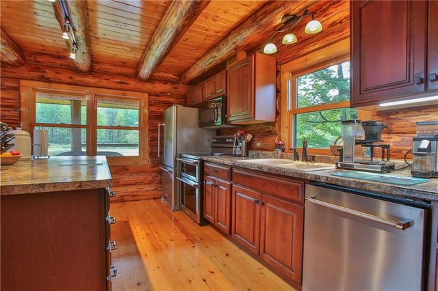 247125 Nehrbass Road, Athens, WI 54411