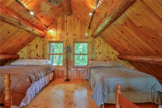 247125 Nehrbass Road, Athens, WI 54411