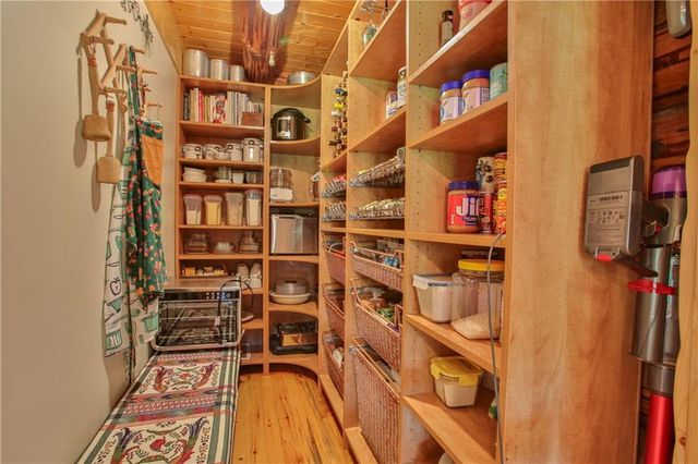 247125 Nehrbass Road, Athens, WI 54411