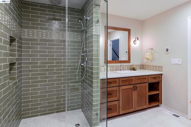 3488 Brookdale Blvd, Castro Valley, CA 94546
