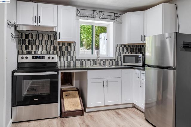 3488 Brookdale Blvd, Castro Valley, CA 94546