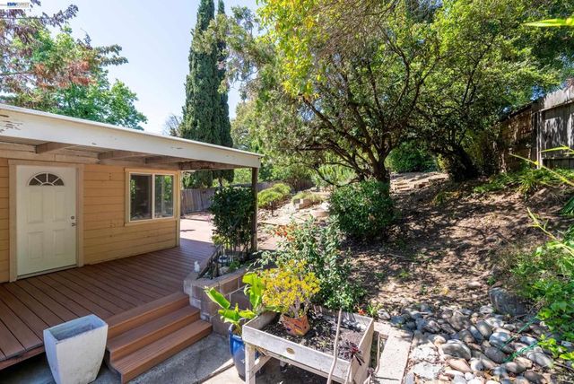 3488 Brookdale Blvd, Castro Valley, CA 94546