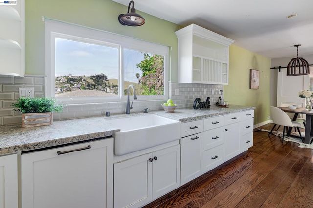 3488 Brookdale Blvd, Castro Valley, CA 94546