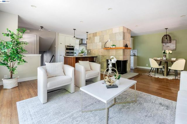 3488 Brookdale Blvd, Castro Valley, CA 94546