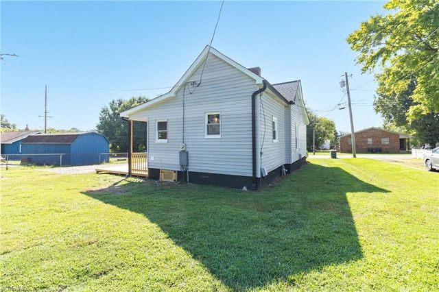 1702 Walford Street, Lexington, NC 27292