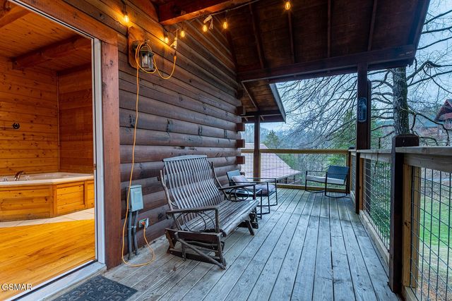 1511 Rainbow Ridge Way, Sevierville, TN 37862