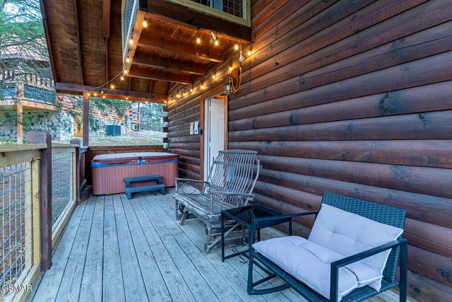 1511 Rainbow Ridge Way, Sevierville, TN 37862