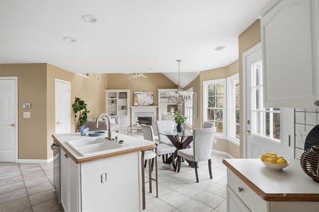 5595 Hillgate Crossing, Alpharetta, GA 30005