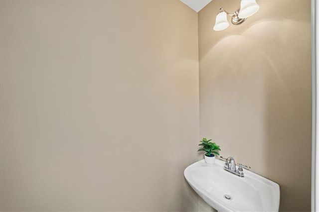 5595 Hillgate Crossing, Alpharetta, GA 30005