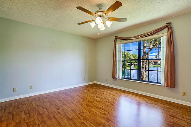 3283 Jog Park Drive, Greenacres, FL 33467
