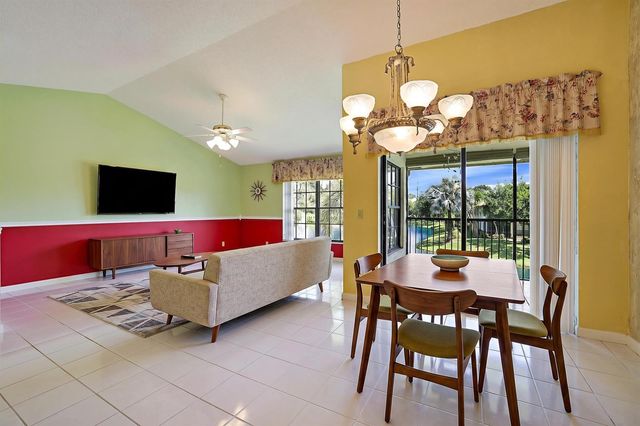 3283 Jog Park Drive, Greenacres, FL 33467