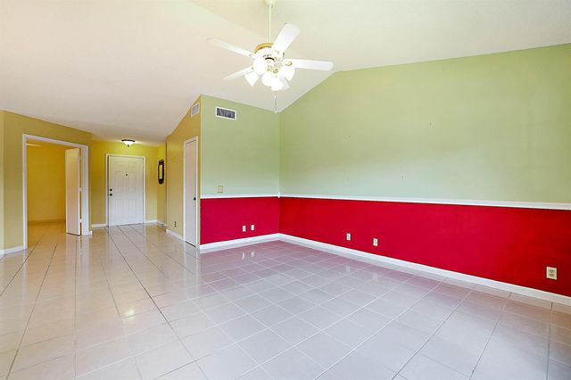 3283 Jog Park Drive, Greenacres, FL 33467