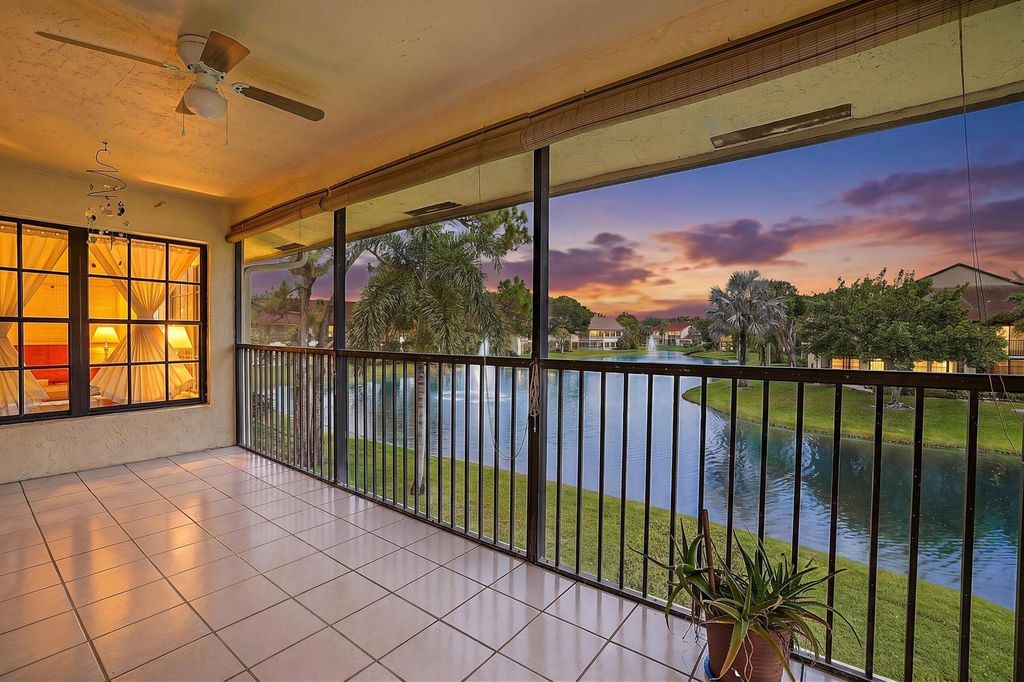 3283 Jog Park Drive, Greenacres, FL 33467