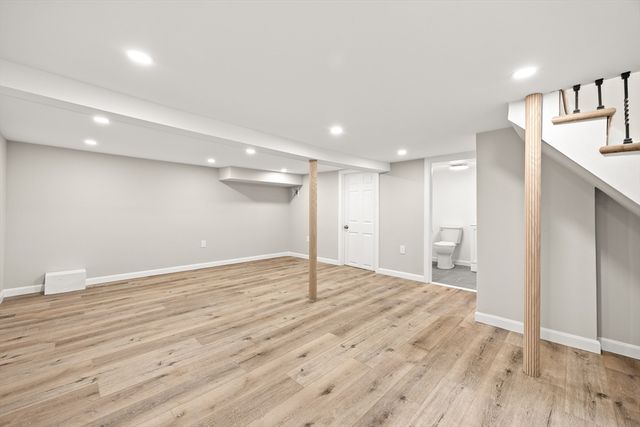 7 Somerville Ave, Braintree, MA 02184