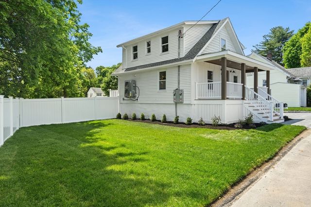 7 Somerville Ave, Braintree, MA 02184