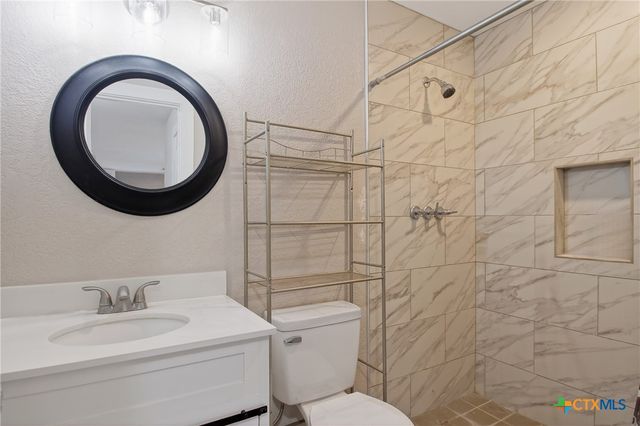 617 Bartlett, Victoria, TX 77905