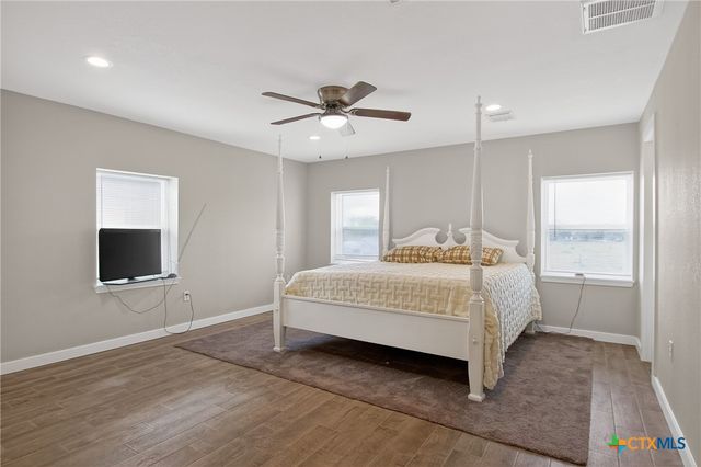 617 Bartlett, Victoria, TX 77905