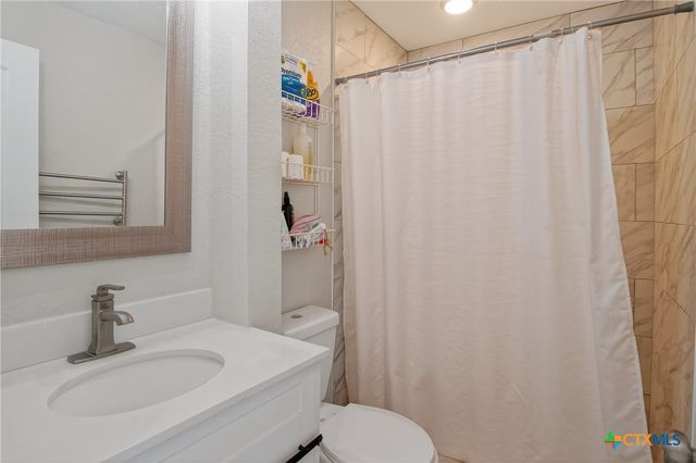 617 Bartlett, Victoria, TX 77905