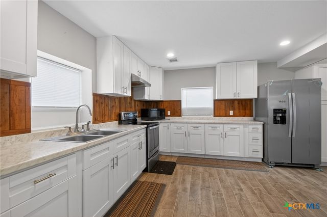 617 Bartlett, Victoria, TX 77905