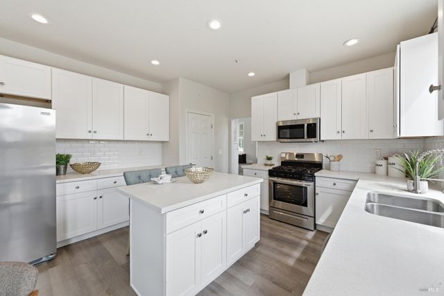 5226 Pavilion Ct, Fairfield, CA 94534