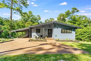 25 Grisham Circle, Bella Vista, AR 72715