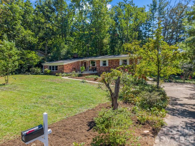 21 Sleepy Hollow Drive, Asheville, NC 28805