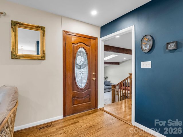 21 Sleepy Hollow Drive, Asheville, NC 28805