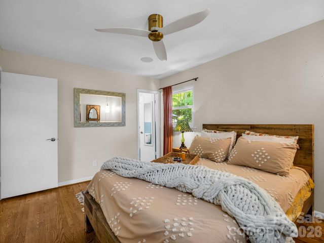 21 Sleepy Hollow Drive, Asheville, NC 28805
