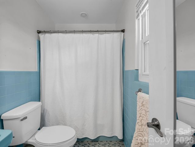21 Sleepy Hollow Drive, Asheville, NC 28805