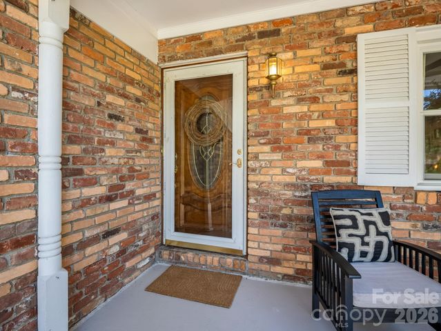 21 Sleepy Hollow Drive, Asheville, NC 28805