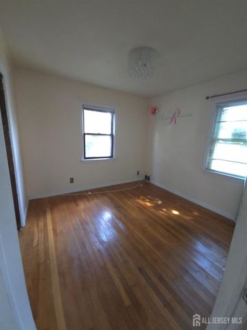 247 albermarle Street, Rahway, NJ 07065