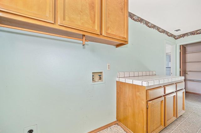 1323 Silver Spur Cir, Lincoln, CA 95648