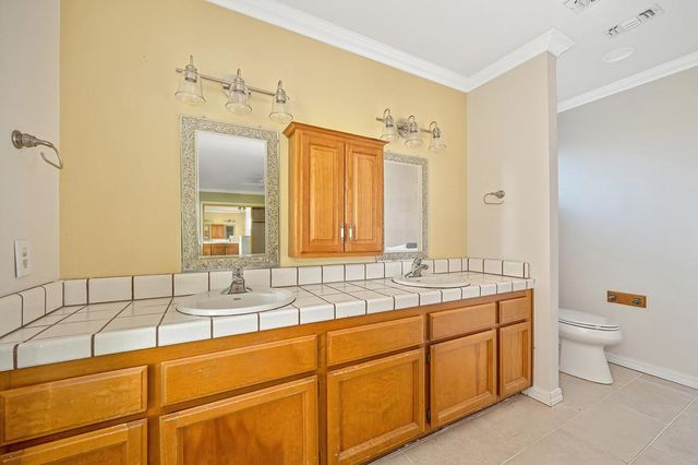 1323 Silver Spur Cir, Lincoln, CA 95648