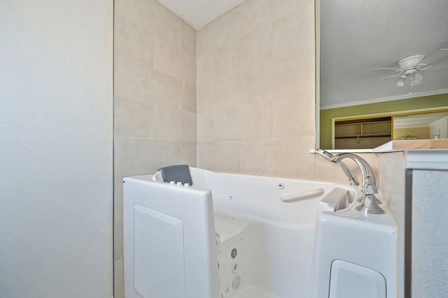 1323 Silver Spur Cir, Lincoln, CA 95648