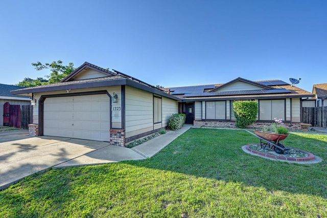 1323 Silver Spur Cir, Lincoln, CA 95648