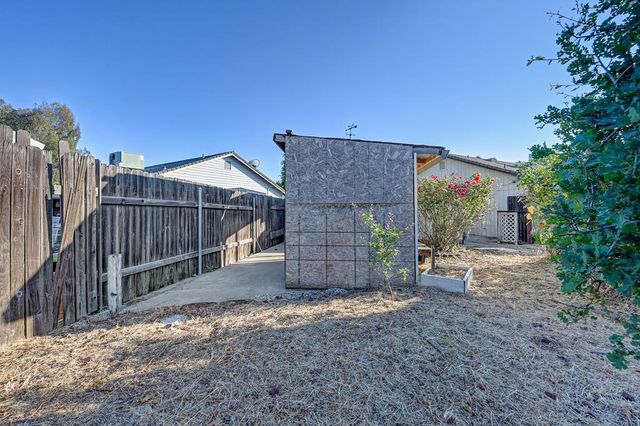 1323 Silver Spur Cir, Lincoln, CA 95648
