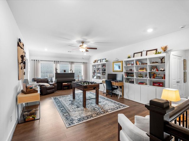 28053 Willow Glen Drive, Spring, TX 77386