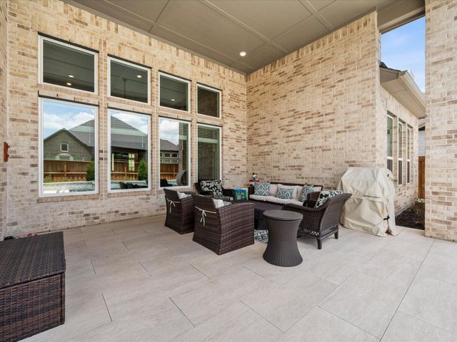 28053 Willow Glen Drive, Spring, TX 77386