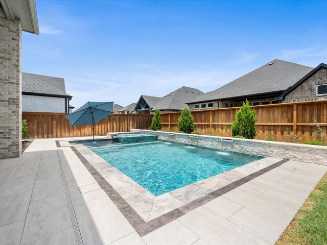 28053 Willow Glen Drive, Spring, TX 77386