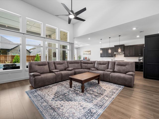 28053 Willow Glen Drive, Spring, TX 77386