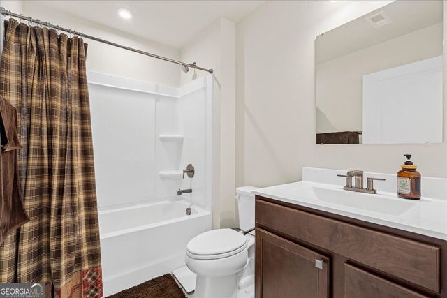358 Oakleigh Drive, Calhoun, GA 30701