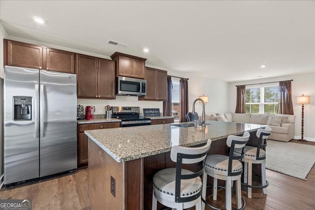 358 Oakleigh Drive, Calhoun, GA 30701